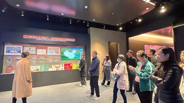 【汤医新闻】打造AI时代新质生产力 探索智慧医疗新未来——北京小汤山医院赴阿里巴巴（北京总部）学习参观