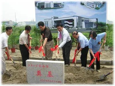 看！我们这20年