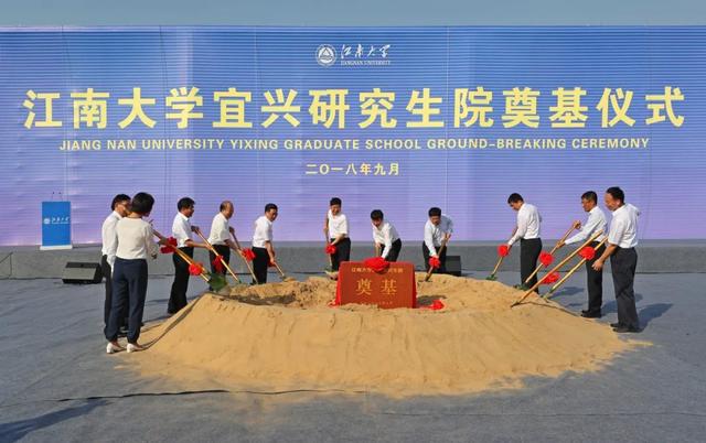 看！我们这20年