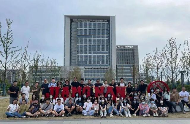 看！我们这20年