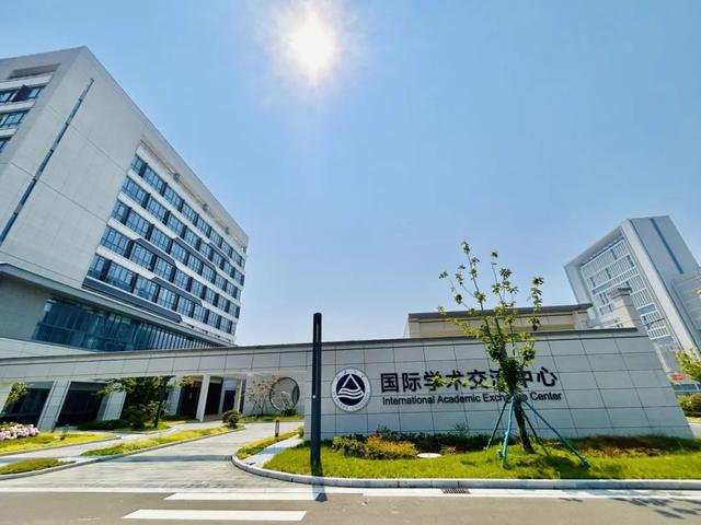 看！我们这20年