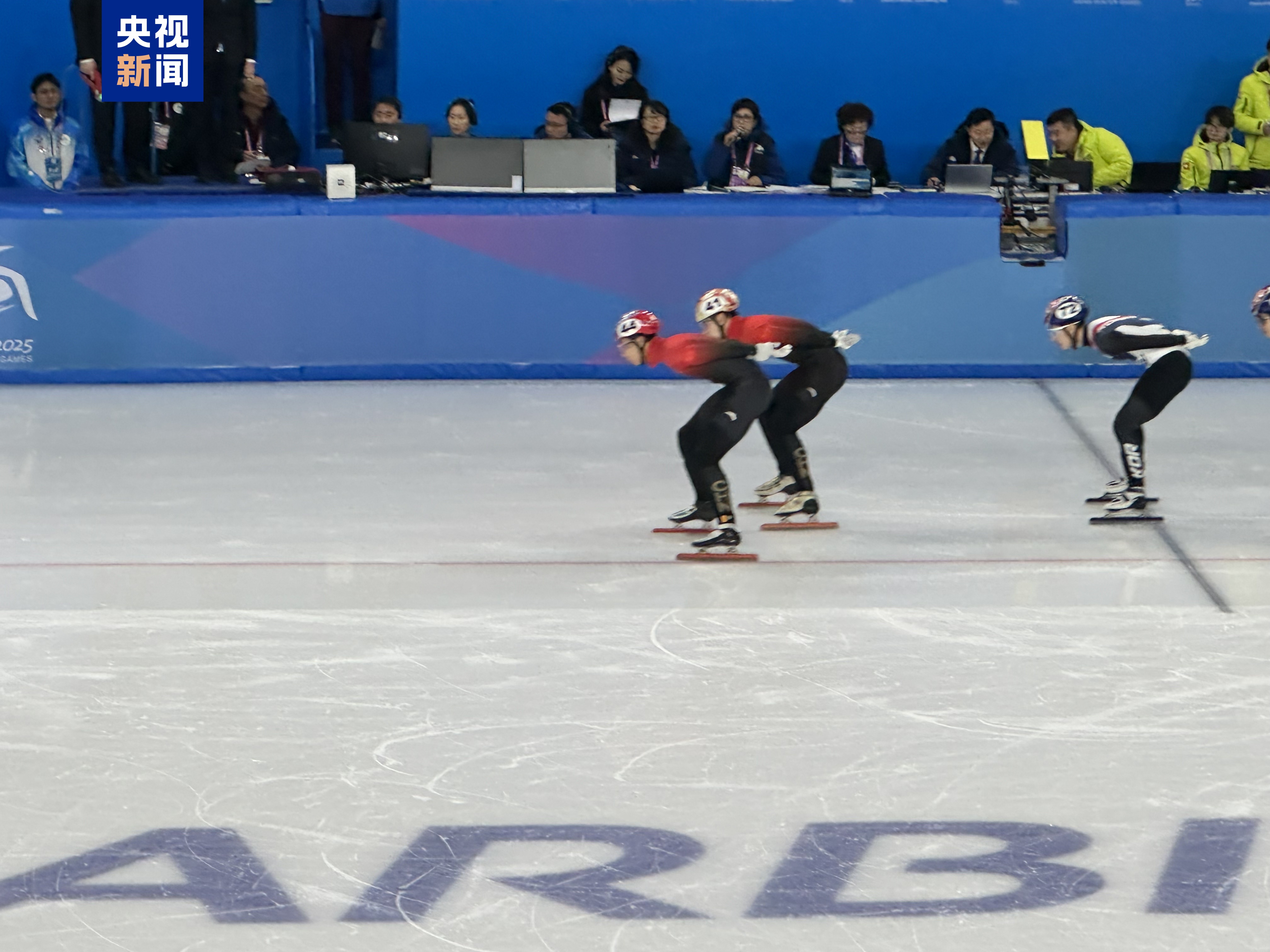 刘少昂获得亚冬会短道速滑男子1000米铜牌