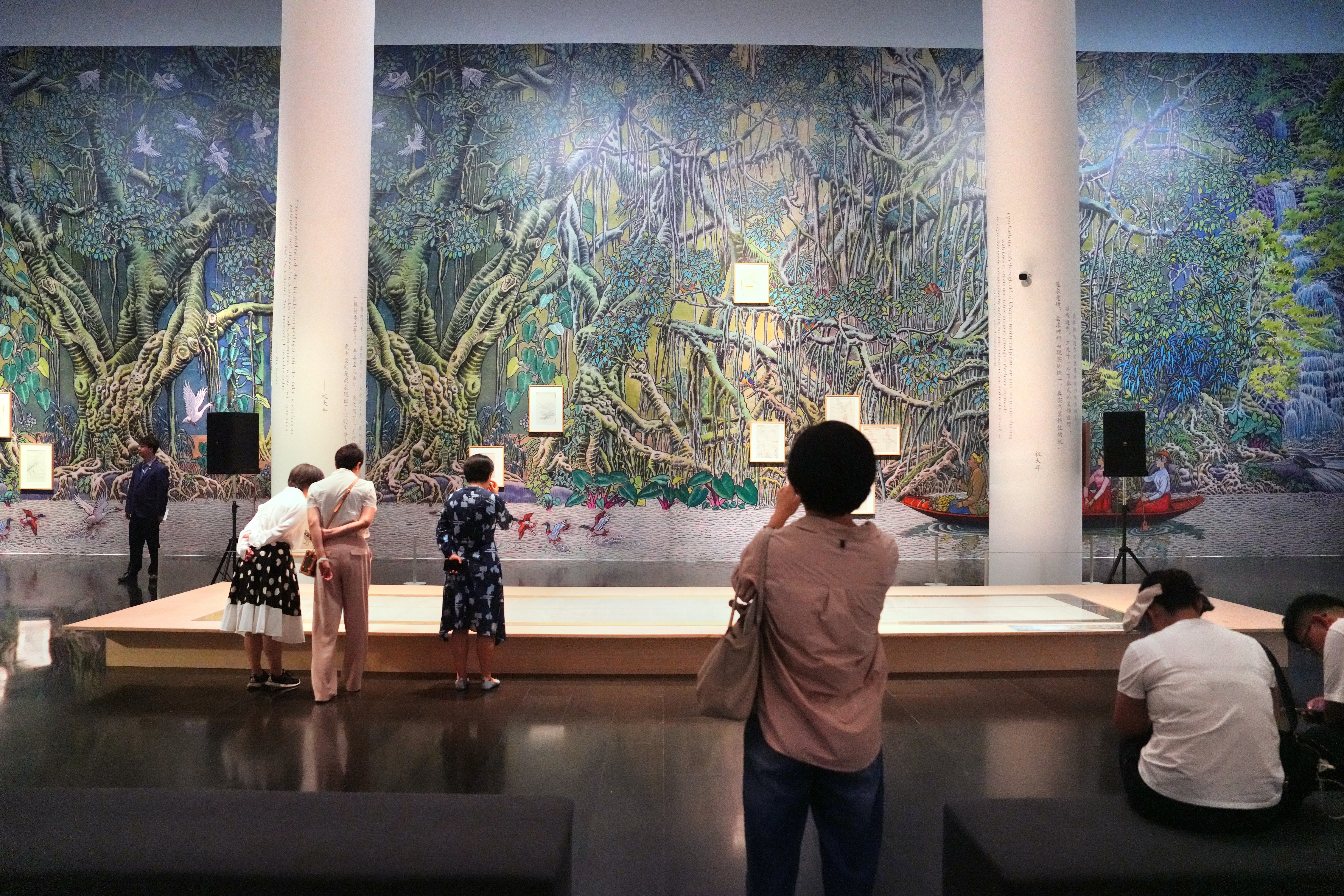和冠欣250801-“祝大年的自然诗”展览开幕式在清华大学艺术博物馆举行2
