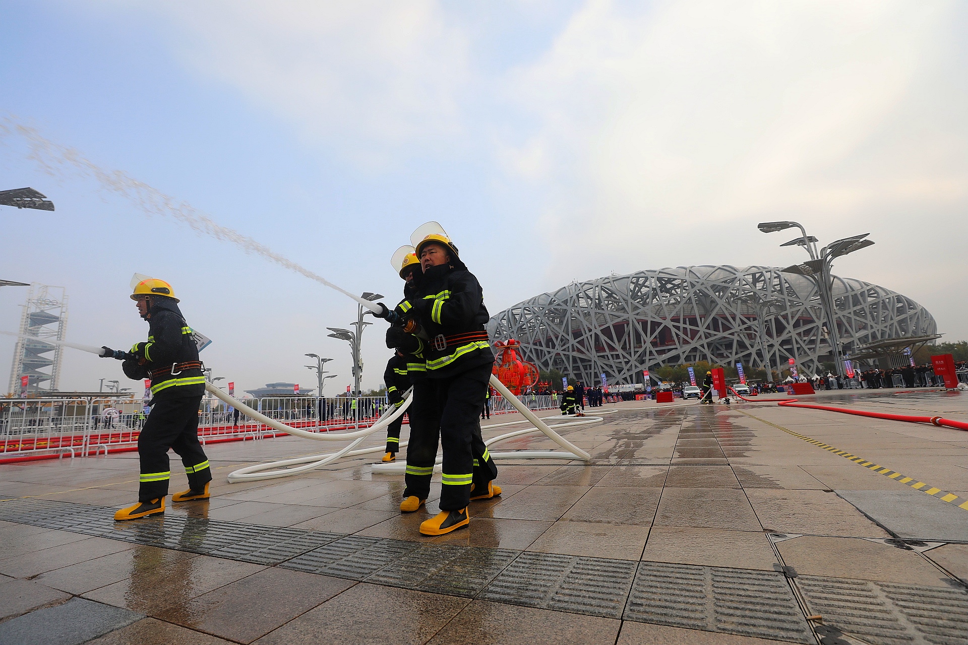 北京市全面启动2025年度消防宣传月活动5