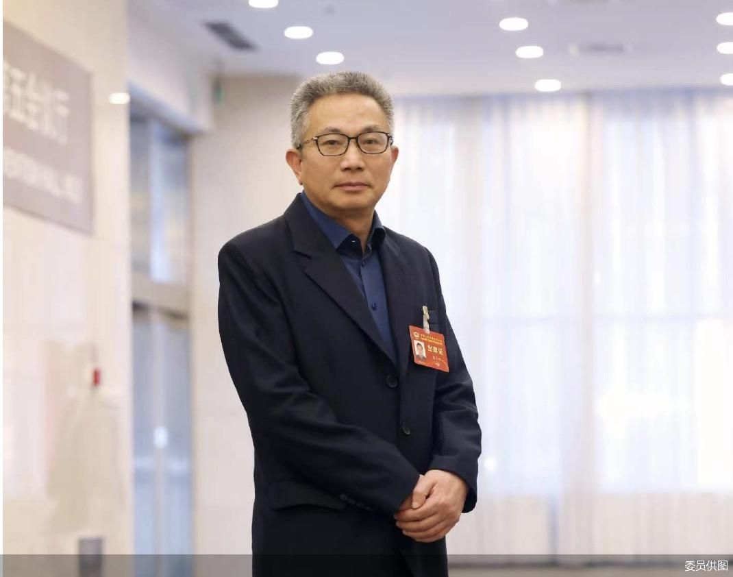 委员供图