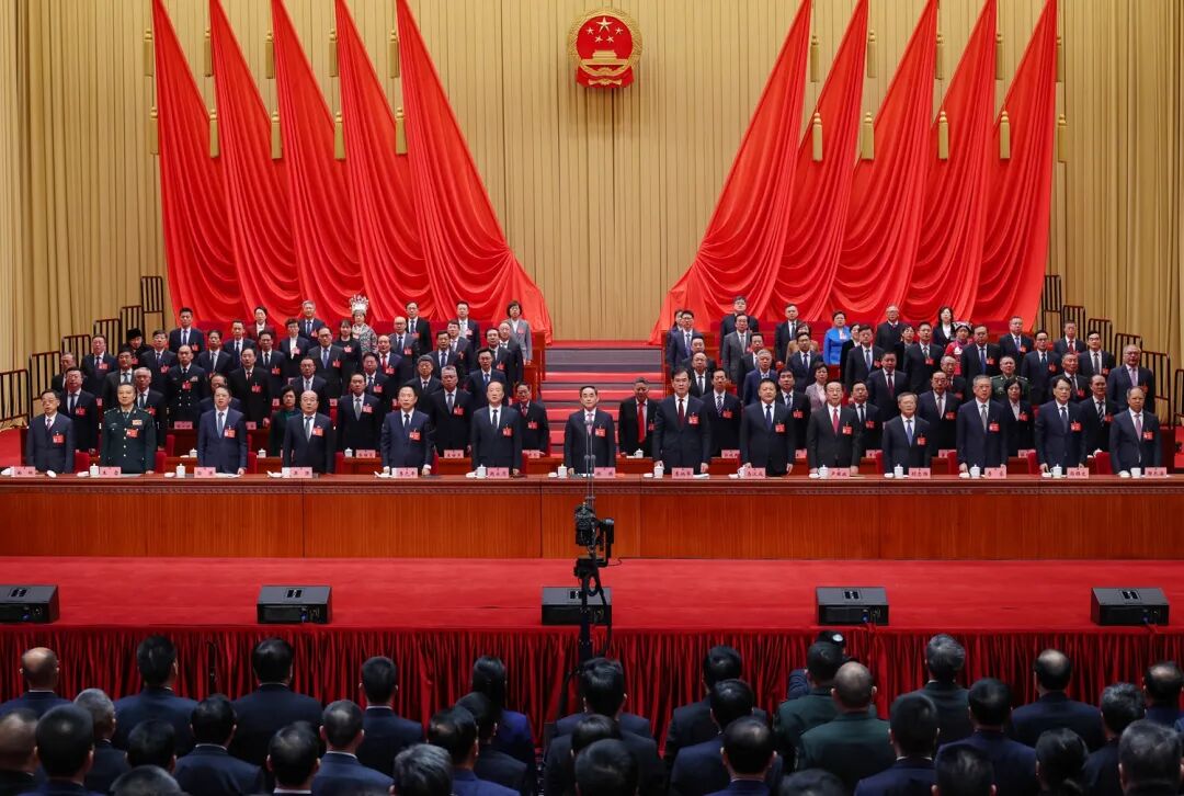 吴强当选为贵州省人大常委会副主任
