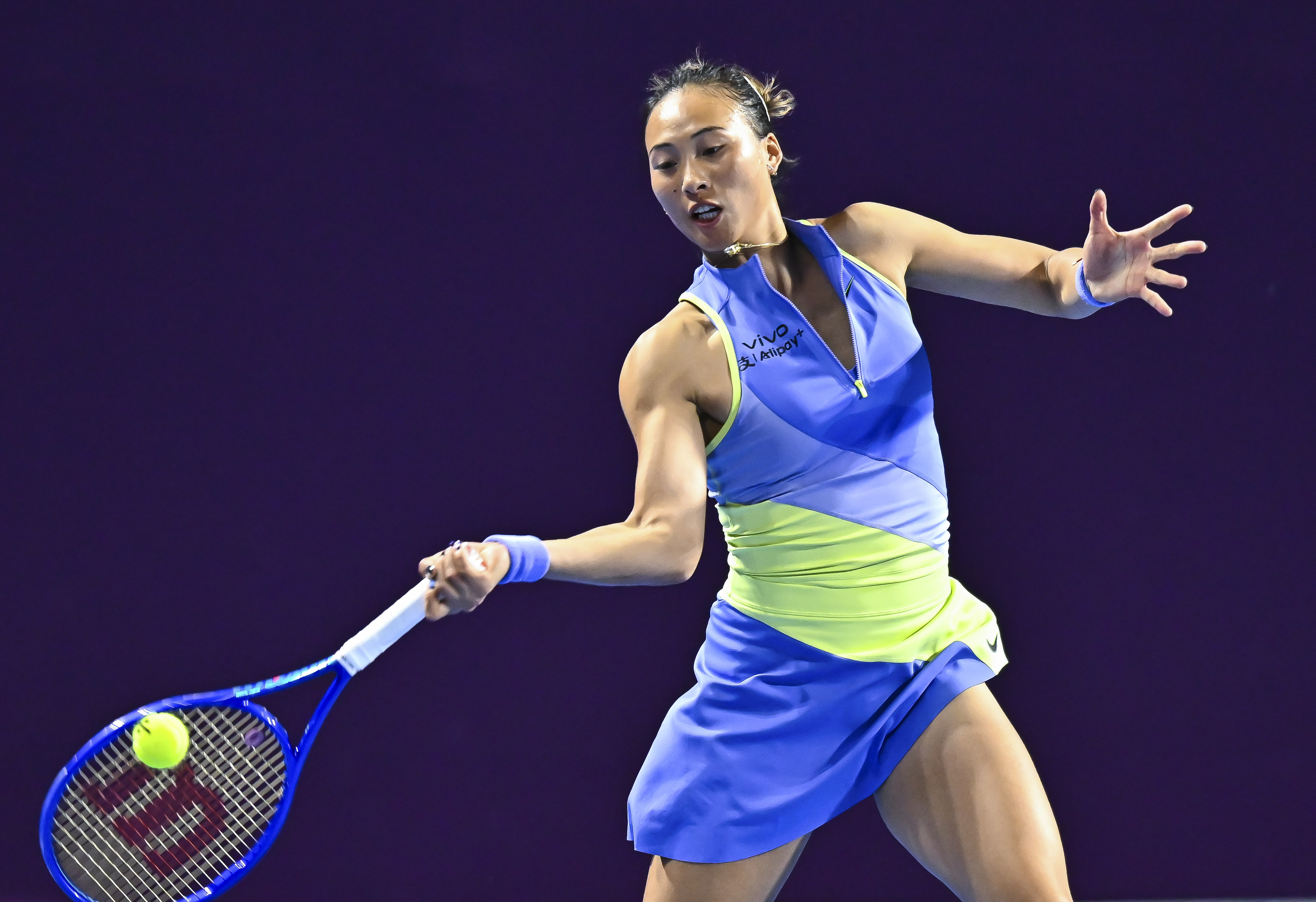 （体育）（2）网球——WTA卡塔尔公开赛：郑钦文晋级16强