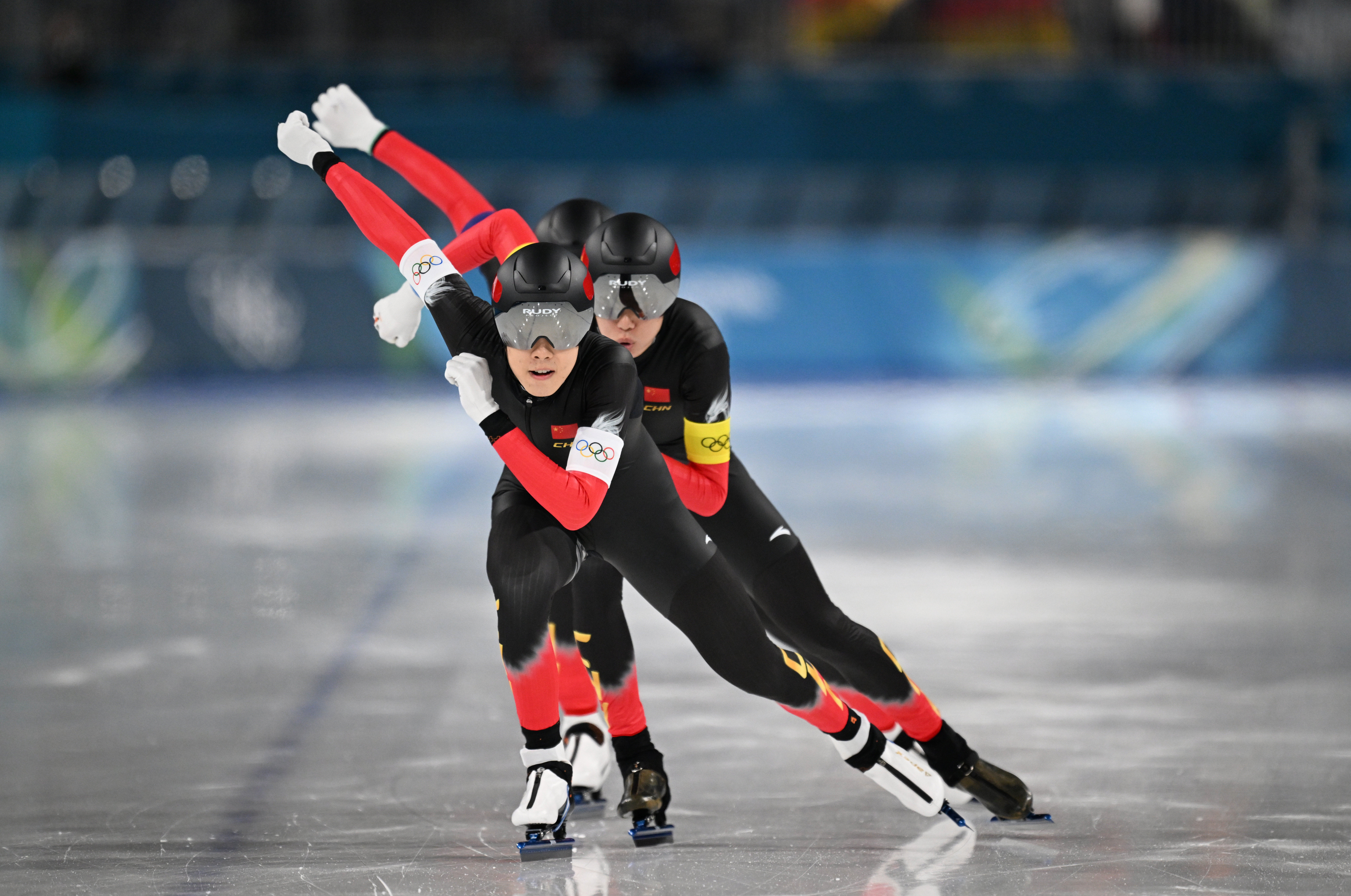 冬奥会｜速度滑冰——男子团体追逐：中国队晋级半决赛