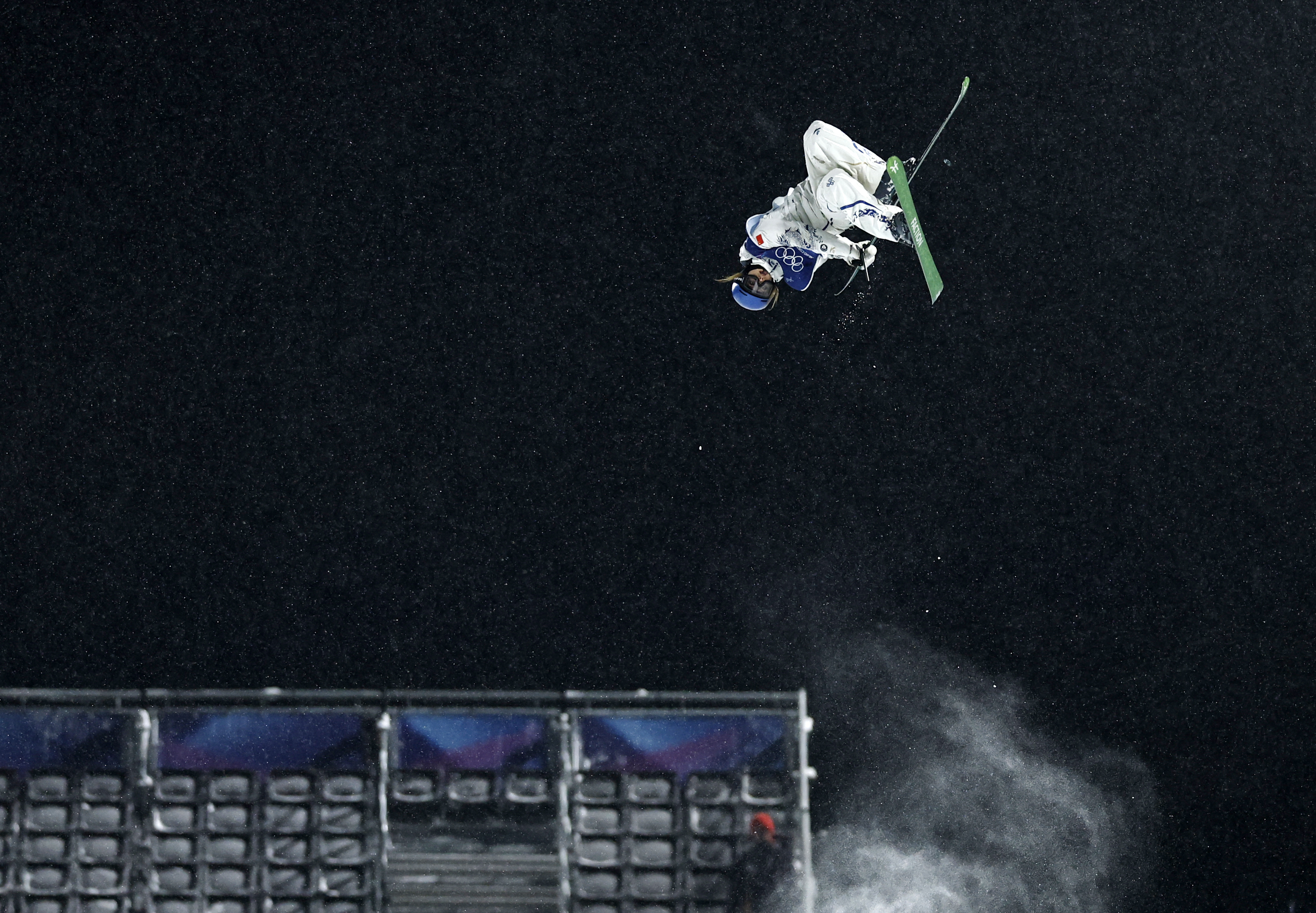 冬奥会丨2月19日冬奥头图