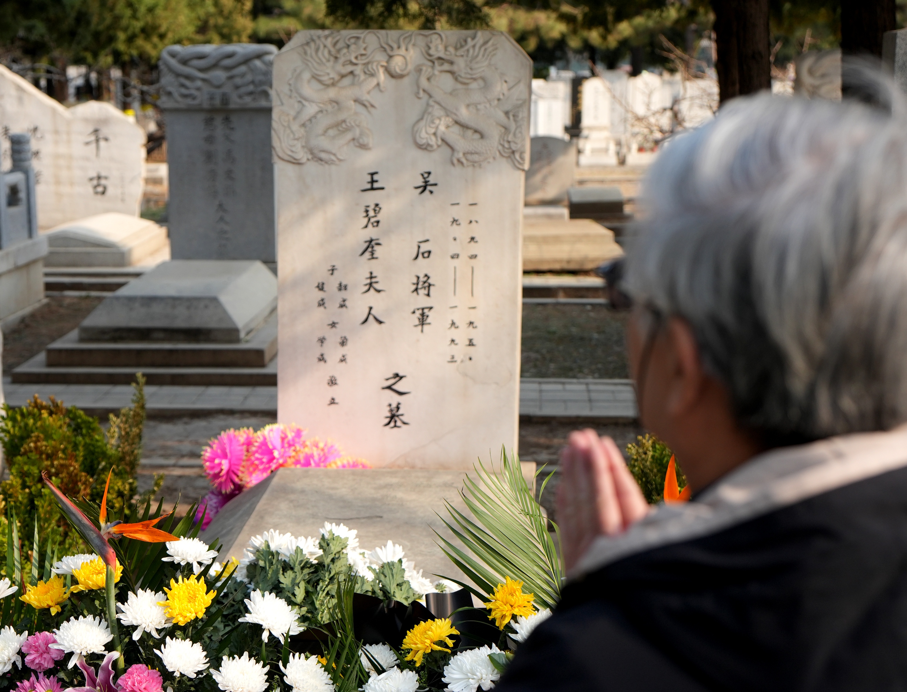 市民自发祭拜吴石将军6
