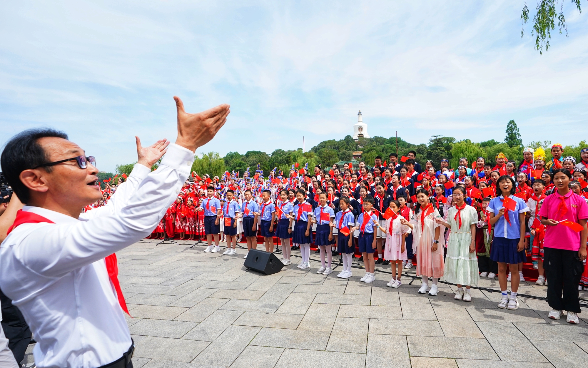 首都少年儿童庆六一 民族团结润童心14