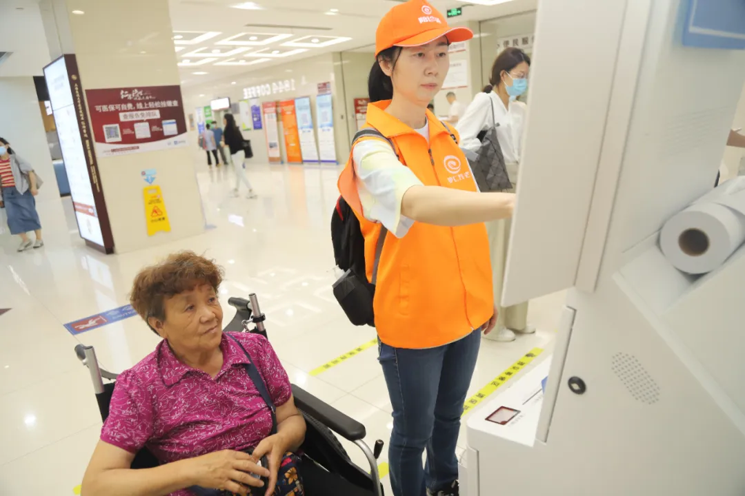 https://imgpai.thepaper.cn/newpai/image/20260626/c081da4d-be74-4353-8e7f-c3eecb99e699.jpg