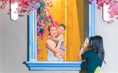 Exploring Summer Culture in Xi'an and Wuhan: A New Wave of Consumer Growth