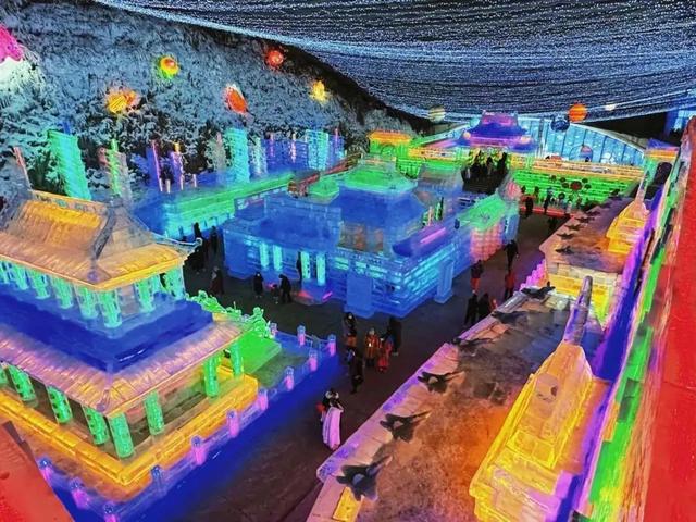 梦幻世界！北京这些地方大雪已就位！只等你来嗨玩——