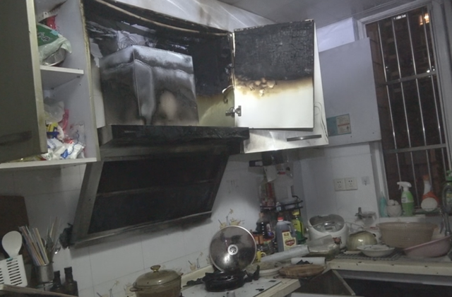 辅导作业没“上火” 燃气没关引“发火”