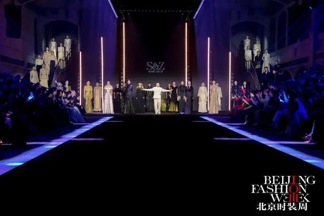 共赴时尚十年之约丨AW2025北京时装周盛大启幕