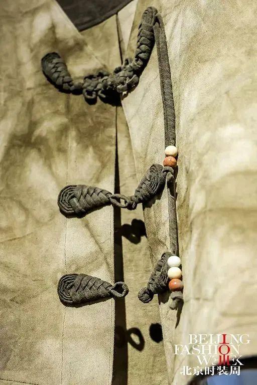 共赴时尚十年之约丨AW2025北京时装周盛大启幕