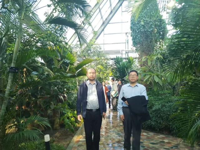 【汤医新闻】北京小汤山医院赴中国医学科学院北京协和医学院药用植物研究所开展调研工作