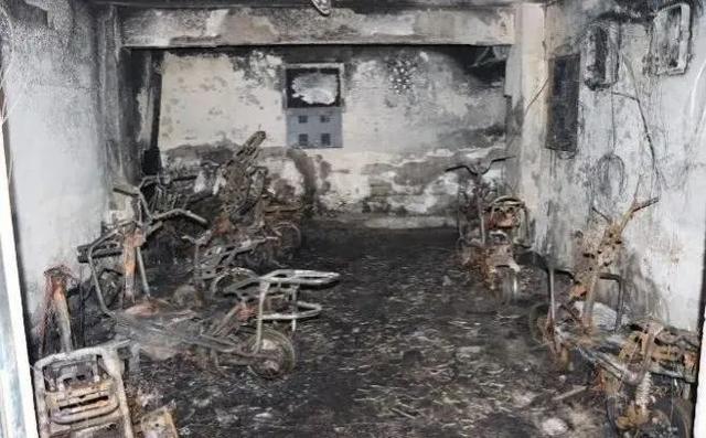 生命通道被堵塞 地震、火灾怎么逃？