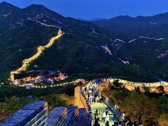 官宣，升级！八达岭夜长城4月30日璀璨回归——