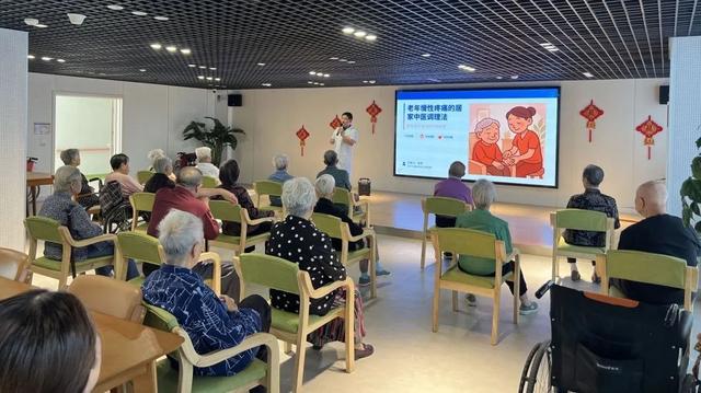 【汤医新闻】北京小汤山医院团委开展“‘医’生为老”志愿服务 助力医康养结合新发展