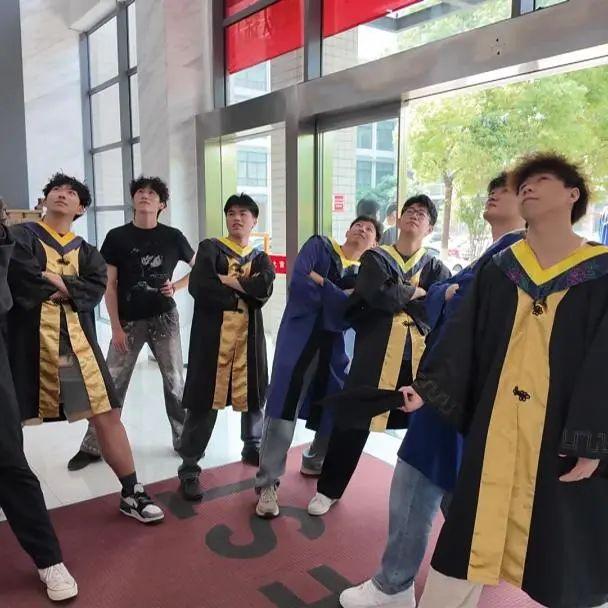 毕业快乐，2025届的你！
