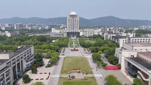 毕业快乐，2025届的你！