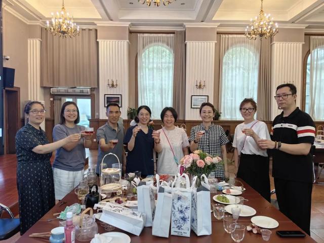 【汤医新闻】北京小汤山医院举办“草木清欢”夏日茶艺疗愈会