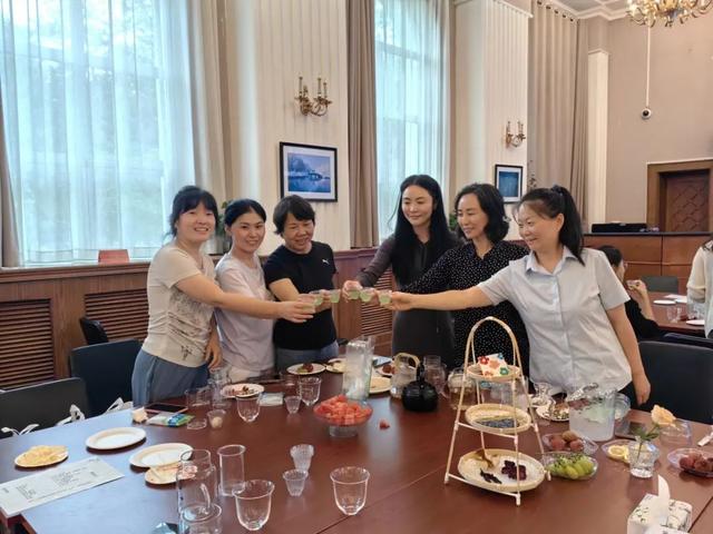 【汤医新闻】北京小汤山医院举办“草木清欢”夏日茶艺疗愈会