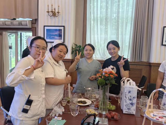 【汤医新闻】北京小汤山医院举办“草木清欢”夏日茶艺疗愈会